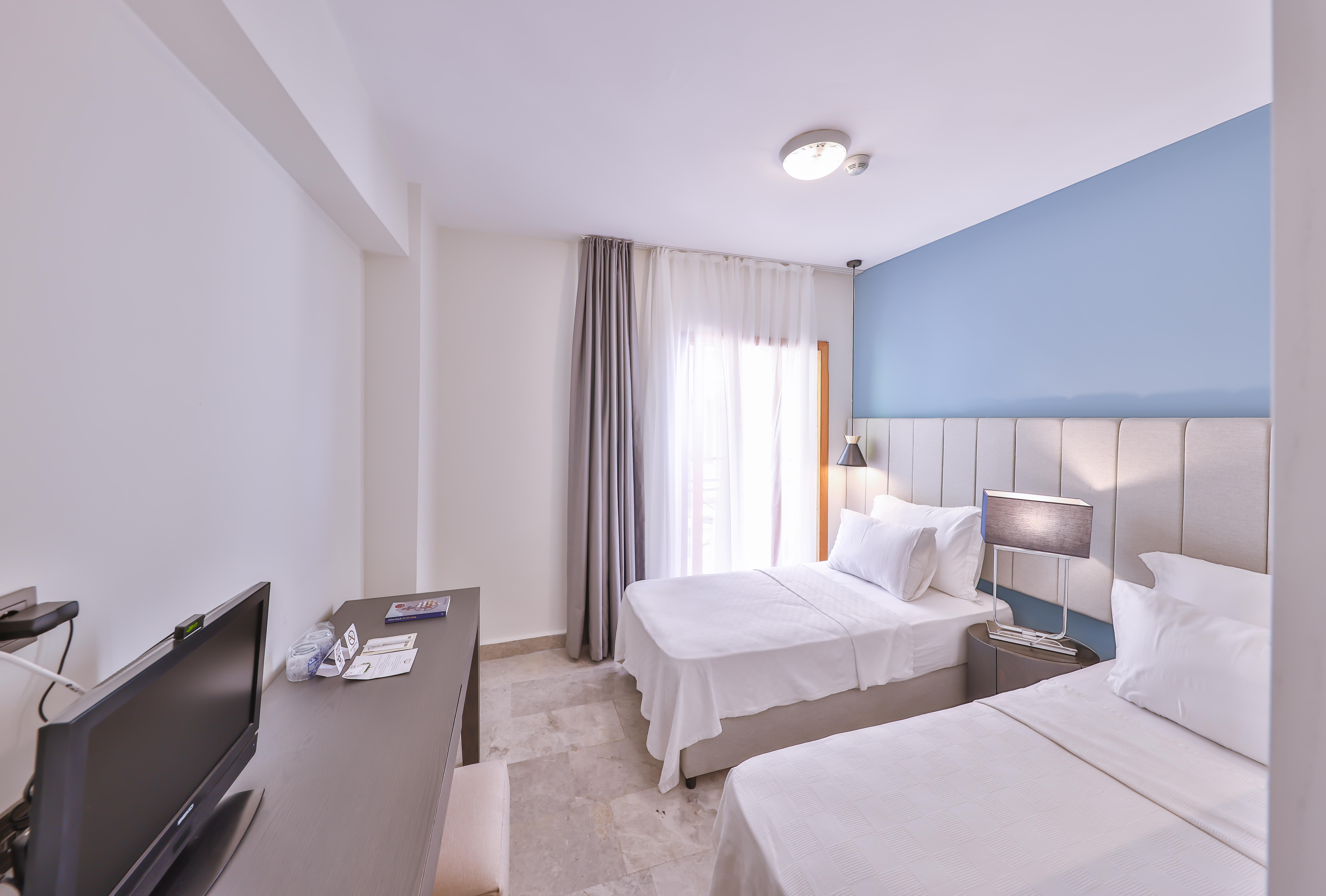 Hera Hotel คาช ภายนอก รูปภาพ